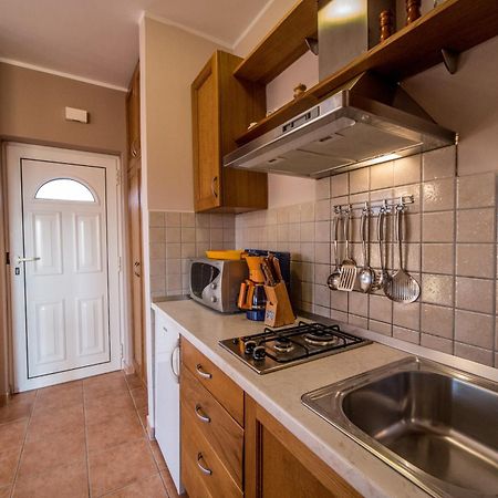 Villa Lugano Ровин Екстериор снимка