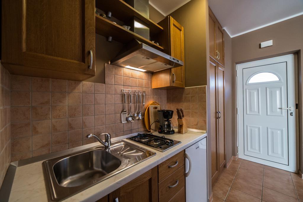 Villa Lugano Ровин Екстериор снимка